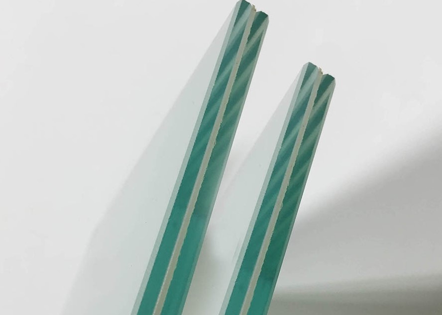 PVB Colored Laminated Glass Clear Toughened Flat Curved 6mm to 40mm