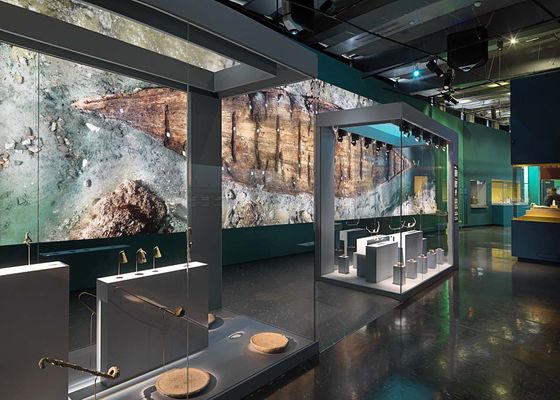 8mm Glare Proof Blocking  Glasses UV Prevention  For Museum Display