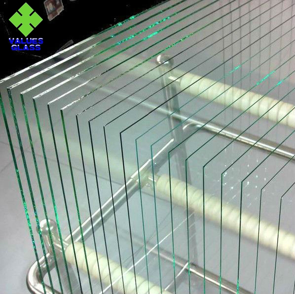 Alkaline Resistant Super Thin Glass Sheet Clear Color Easy Installation